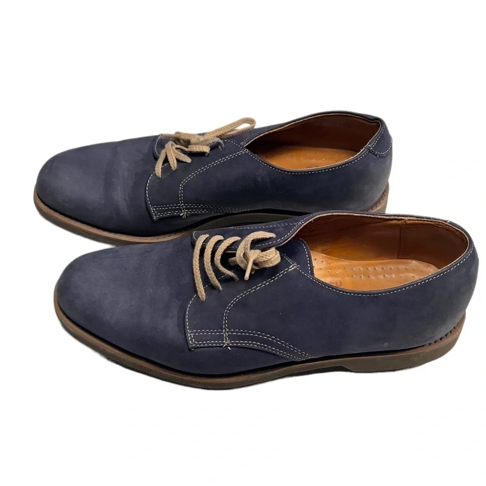 COLE HAAN - Suede lace up - Size 8 D